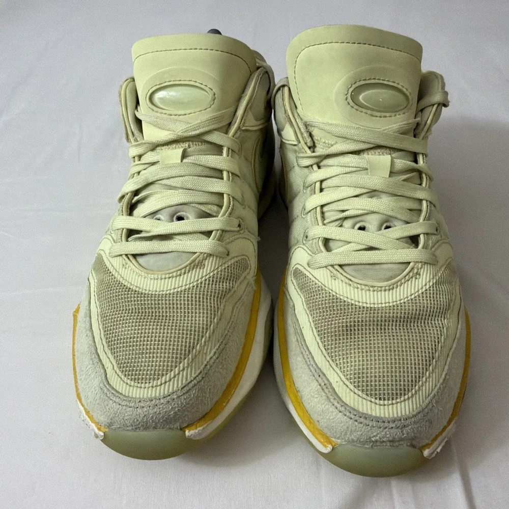 Nike Air Zoom GT Hustle 2 Athletic Sneakers Men's 8 Frozen‎ Yellow Lace-Up Gym